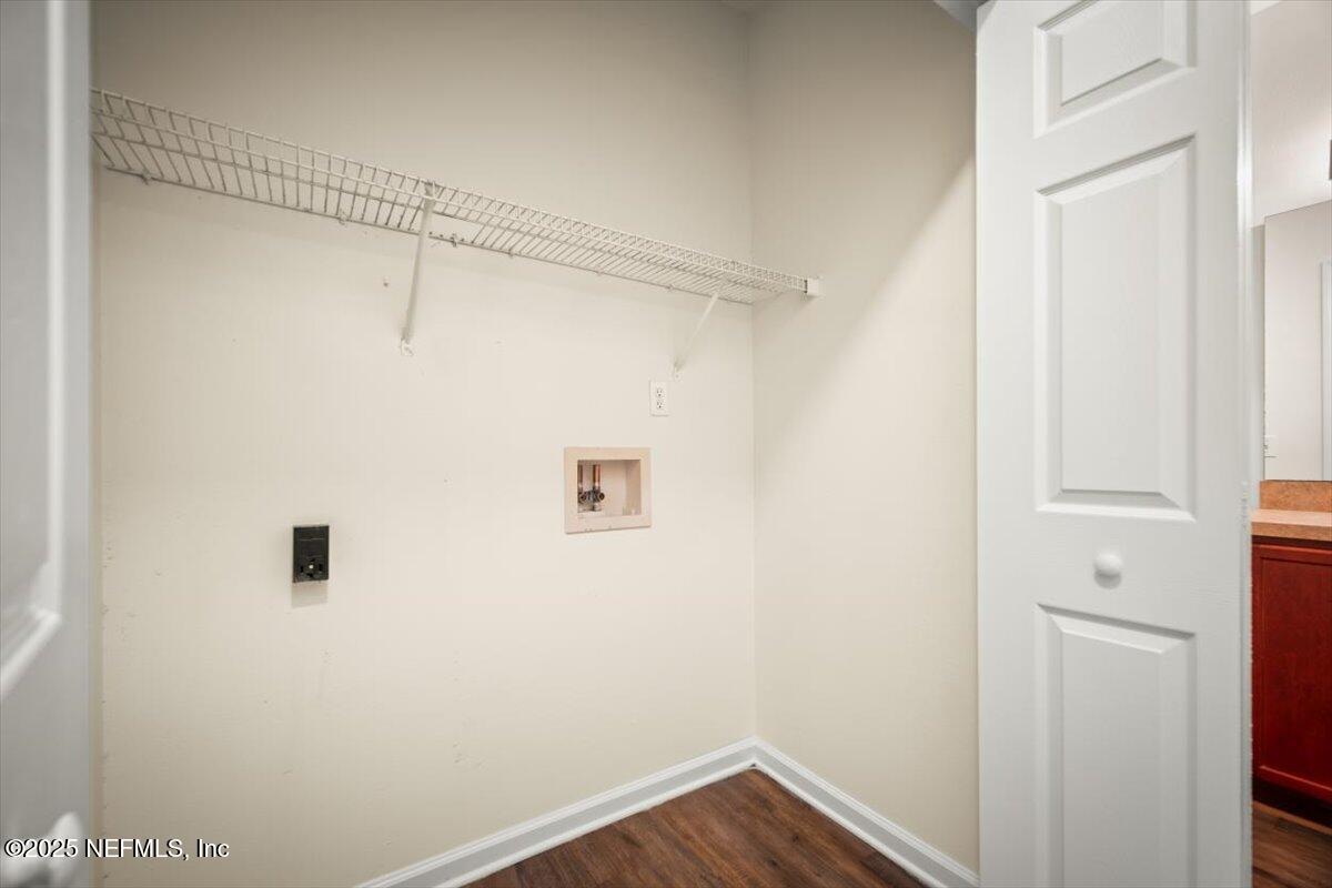 5260 Collins Road, Unit 1301 Jacksonville, FL 32244 - Photo 31 of 33 Laundry
