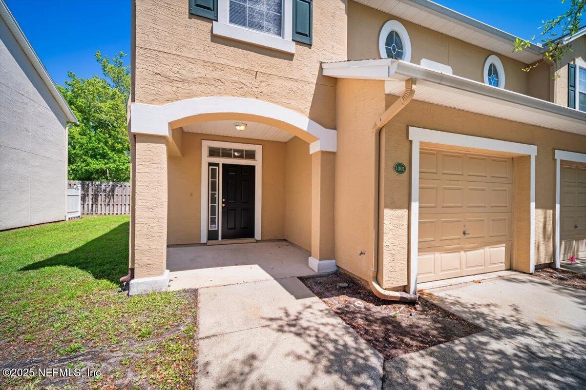 5260 Collins Road, Unit 1301 Jacksonville, FL 32244 - Photo 4 of 33 Front entry