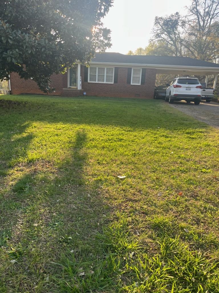 424 Dewberry Road Cowpens, SC 29330 - Photo 2 of 26