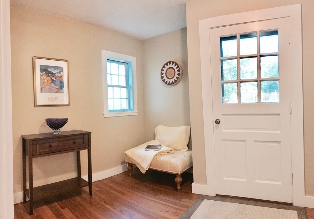 562 Montague Road Amherst, MA 01002 - Photo 3 of 30
