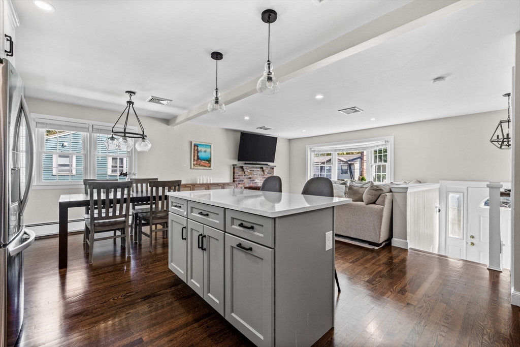 193 Bonham Road, Unit 193 Dedham, MA 02026 - Photo 3 of 24