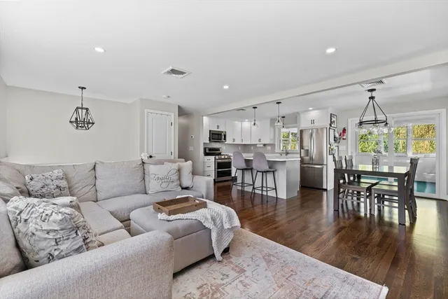 $4,400 | 193 Bonham Road, Unit 193, Dedham, MA 02026