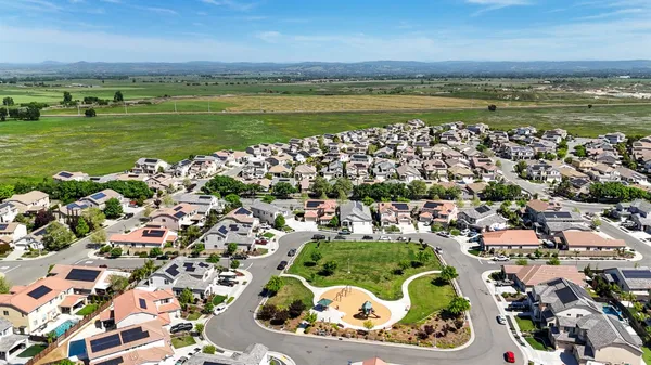 $815,000 | 1916 Beale Circle, Lincoln, CA 95648