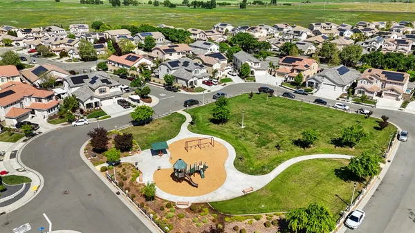 $815,000 | 1916 Beale Circle, Lincoln, CA 95648