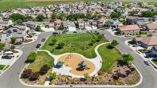 $815,000 | 1916 Beale Circle, Lincoln, CA 95648