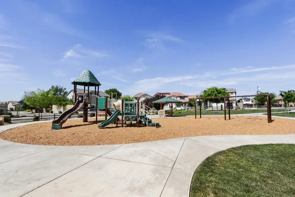$815,000 | 1916 Beale Circle, Lincoln, CA 95648