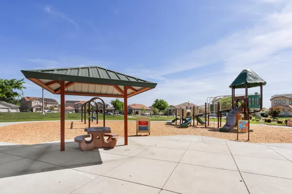 $815,000 | 1916 Beale Circle, Lincoln, CA 95648