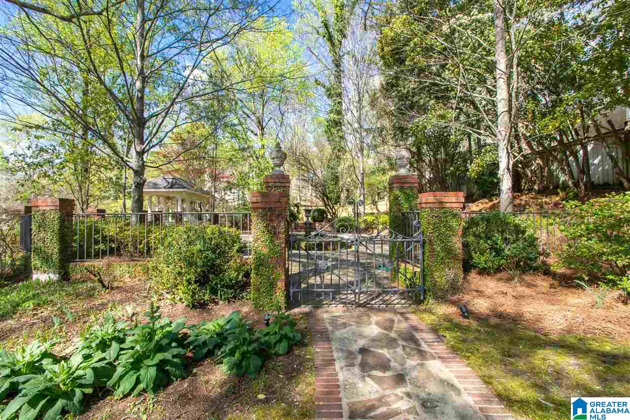6 Beechwood Road Birmingham, AL 35213 - Photo 39 of 48