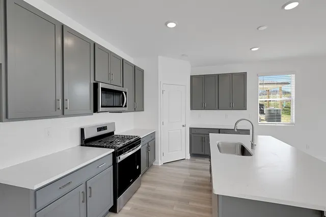 $419,990 | 196 East Millbrook Drive, Spring Hill, TN 37174