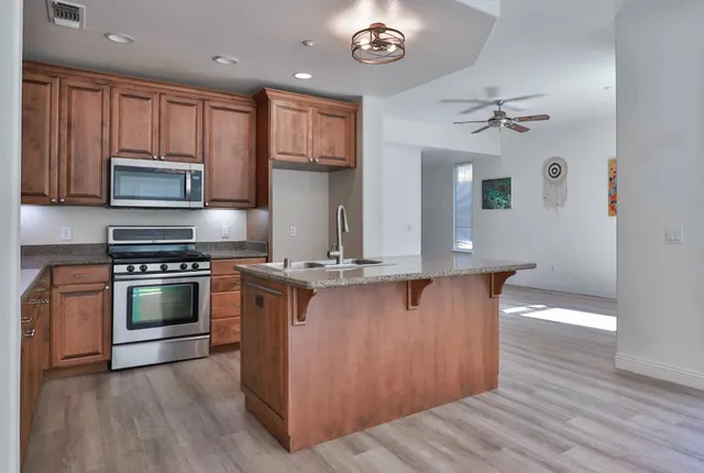 $399,000 | 5132 El Camino Avenue, Unit 108, Carmichael, CA 95608