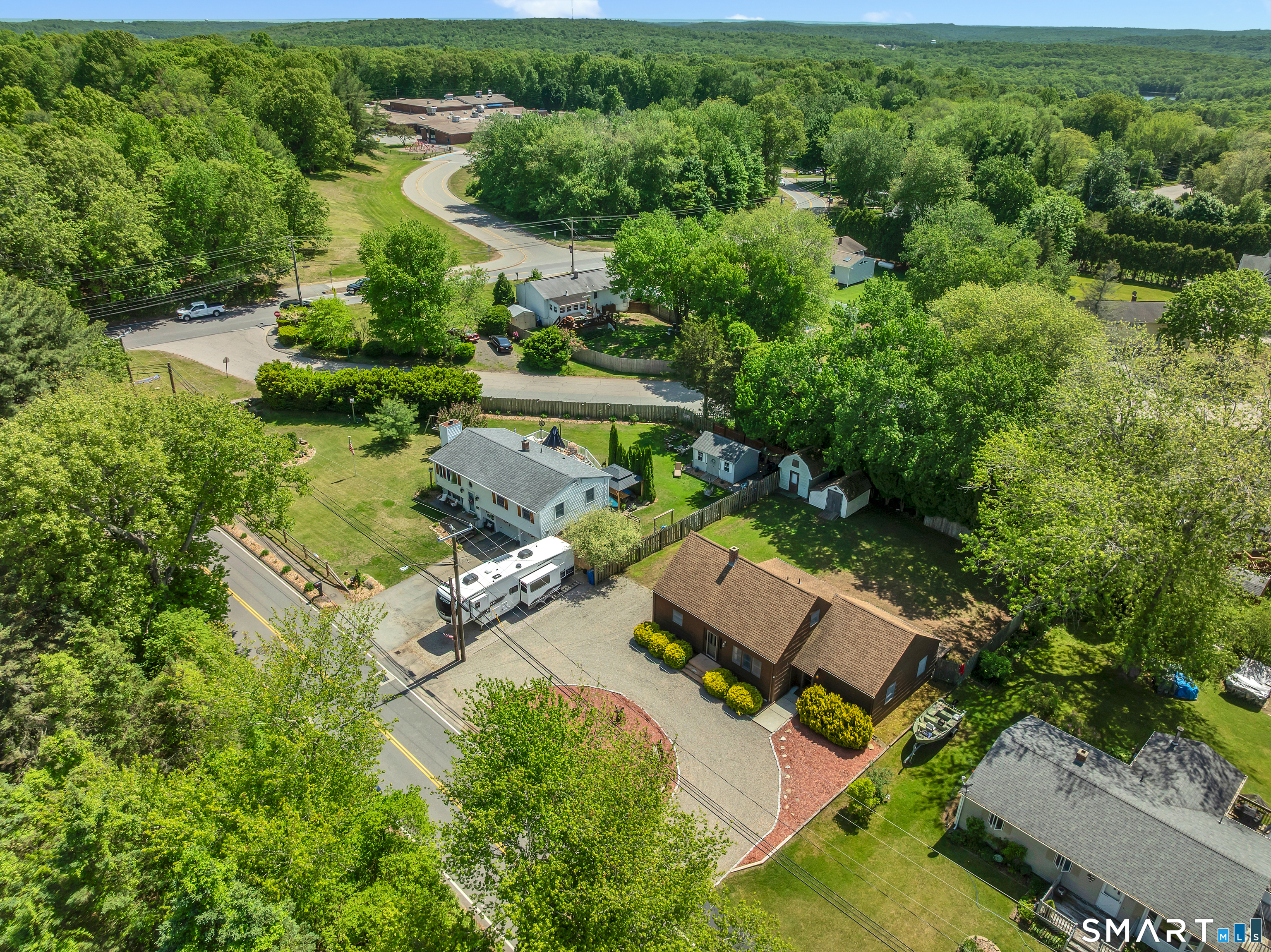 8 Chapel Hill Road Montville, CT 06370 - Photo 37 of 40