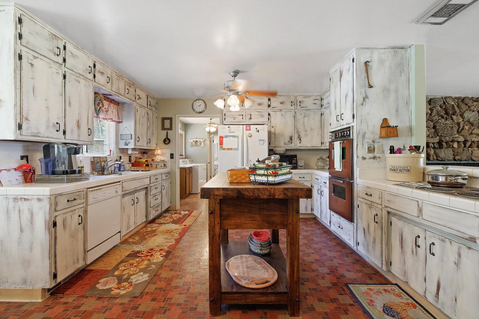 44223 Balch Park Road Springville, CA 93265 - Photo 57 of 110 45