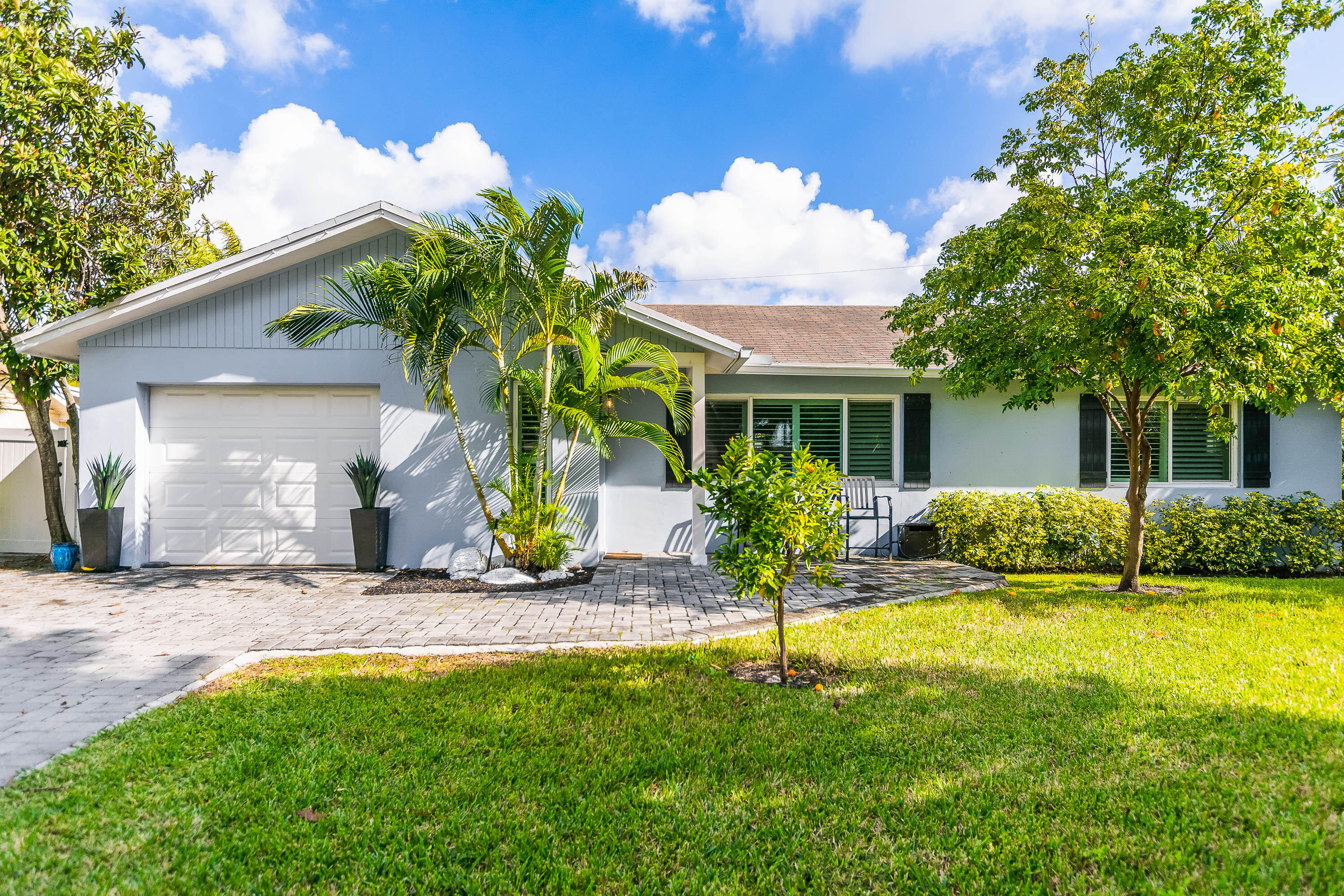 2830 Southwest 5th Street Boynton Beach, FL 33435 - Photo 26 of 26 a view of a house with a patio