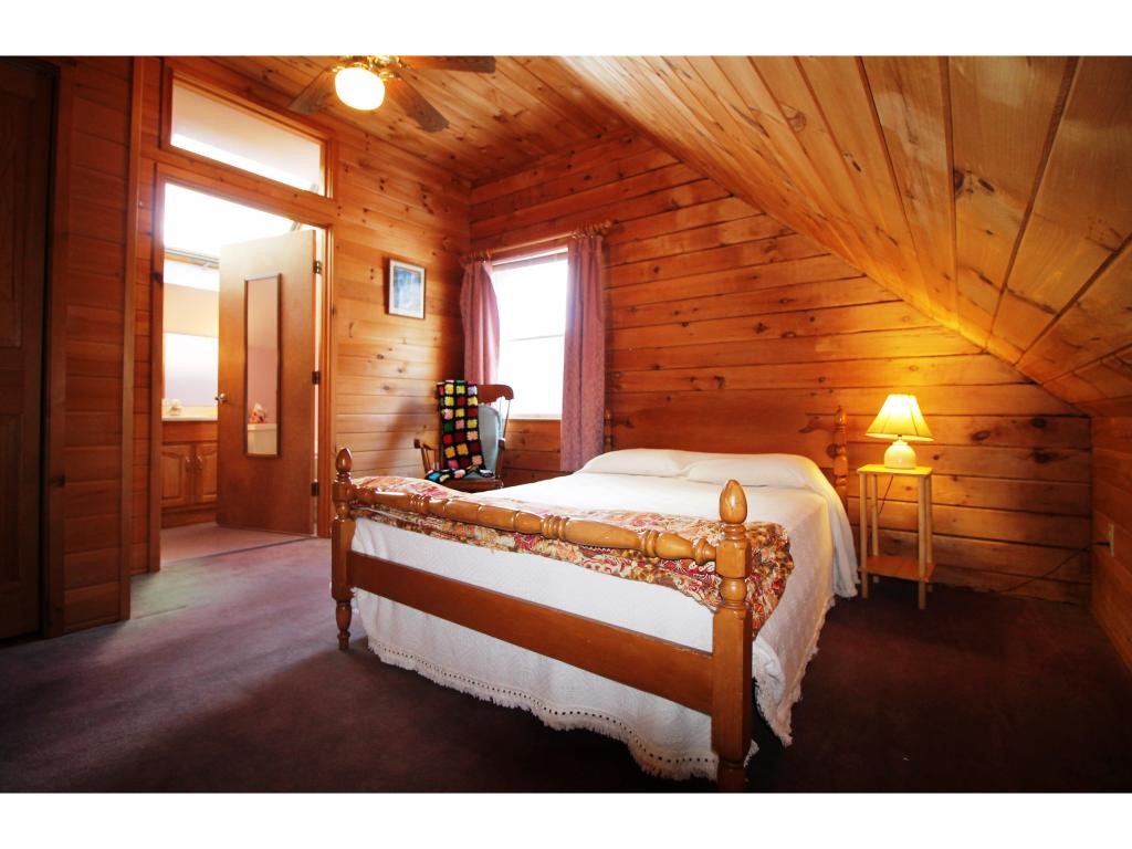 163 Wolf Hill Road Killington, VT 05751 - Photo 14 of 24 Gallery Image 14