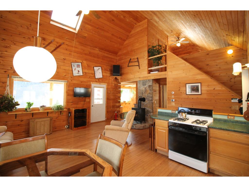 163 Wolf Hill Road Killington, VT 05751 - Photo 5 of 24 Gallery Image 5