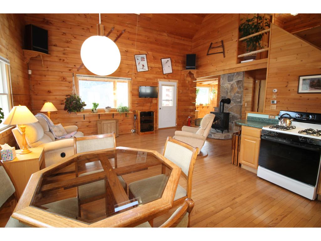 163 Wolf Hill Road Killington, VT 05751 - Photo 6 of 24 Gallery Image 6