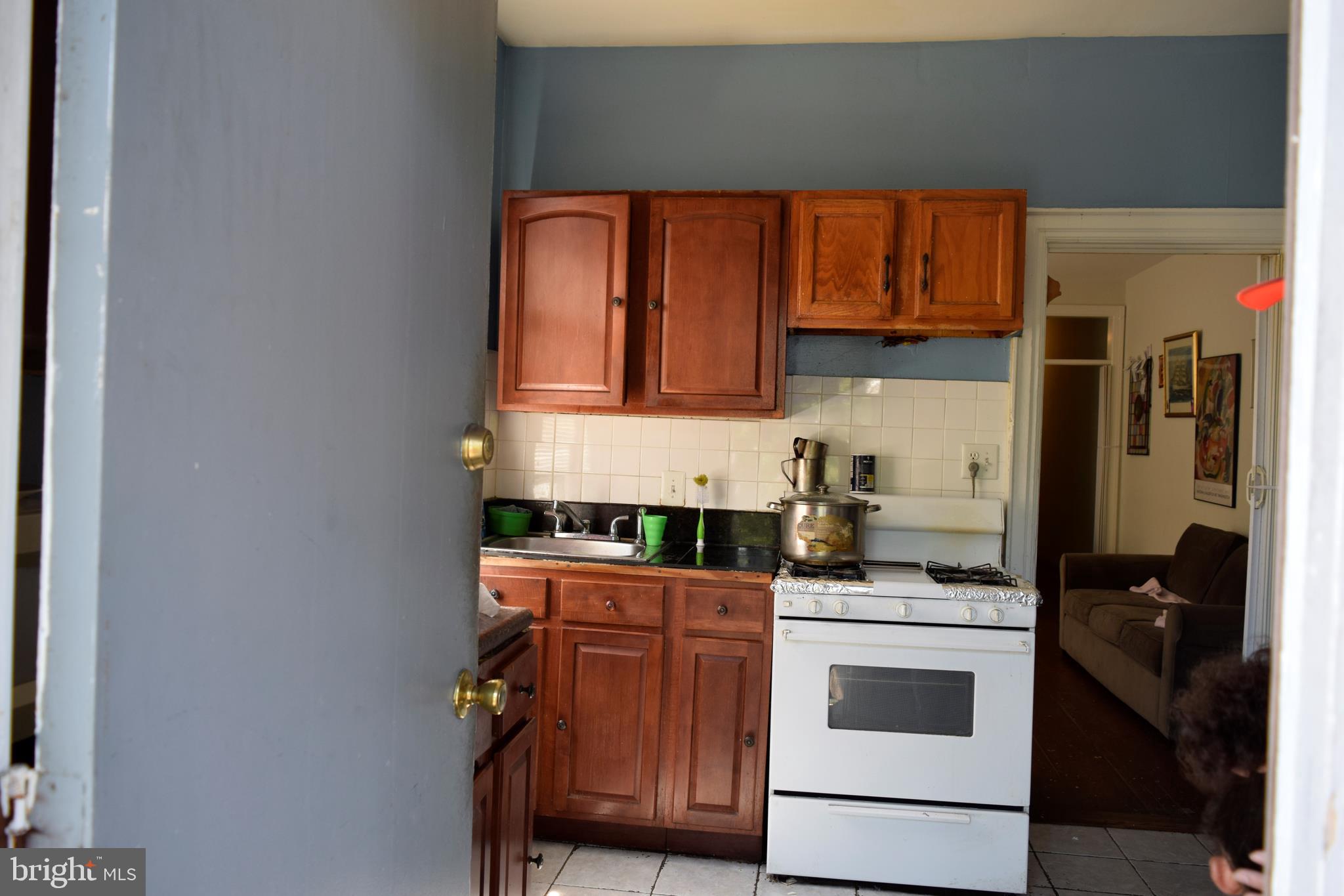 1523 Park Road Northwest, Unit 303 Washington, DC 20010 - Photo 4 of 14