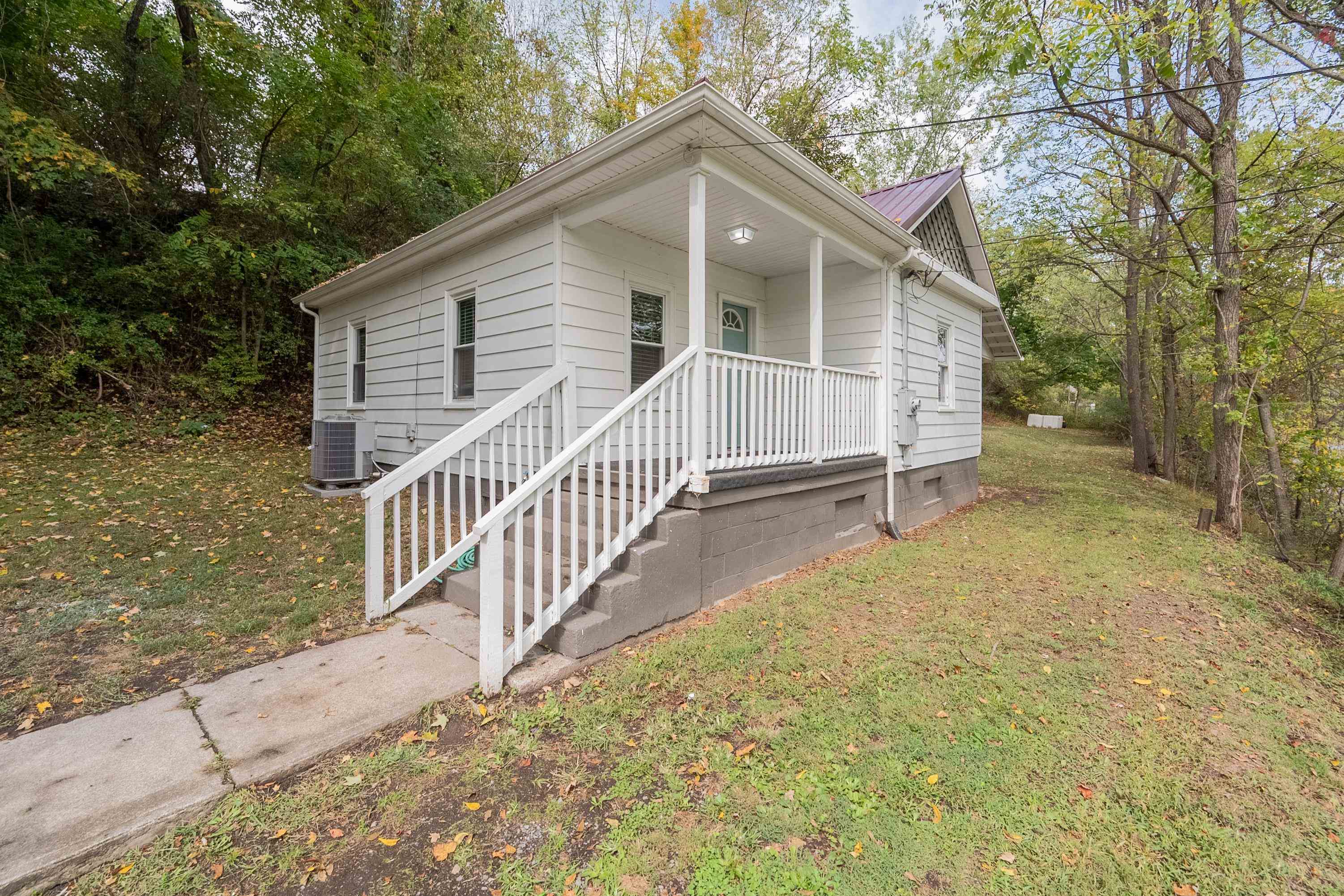 225 Altoona Road Pulaski, VA 24301 - Photo 4 of 49 Gallery Image 4