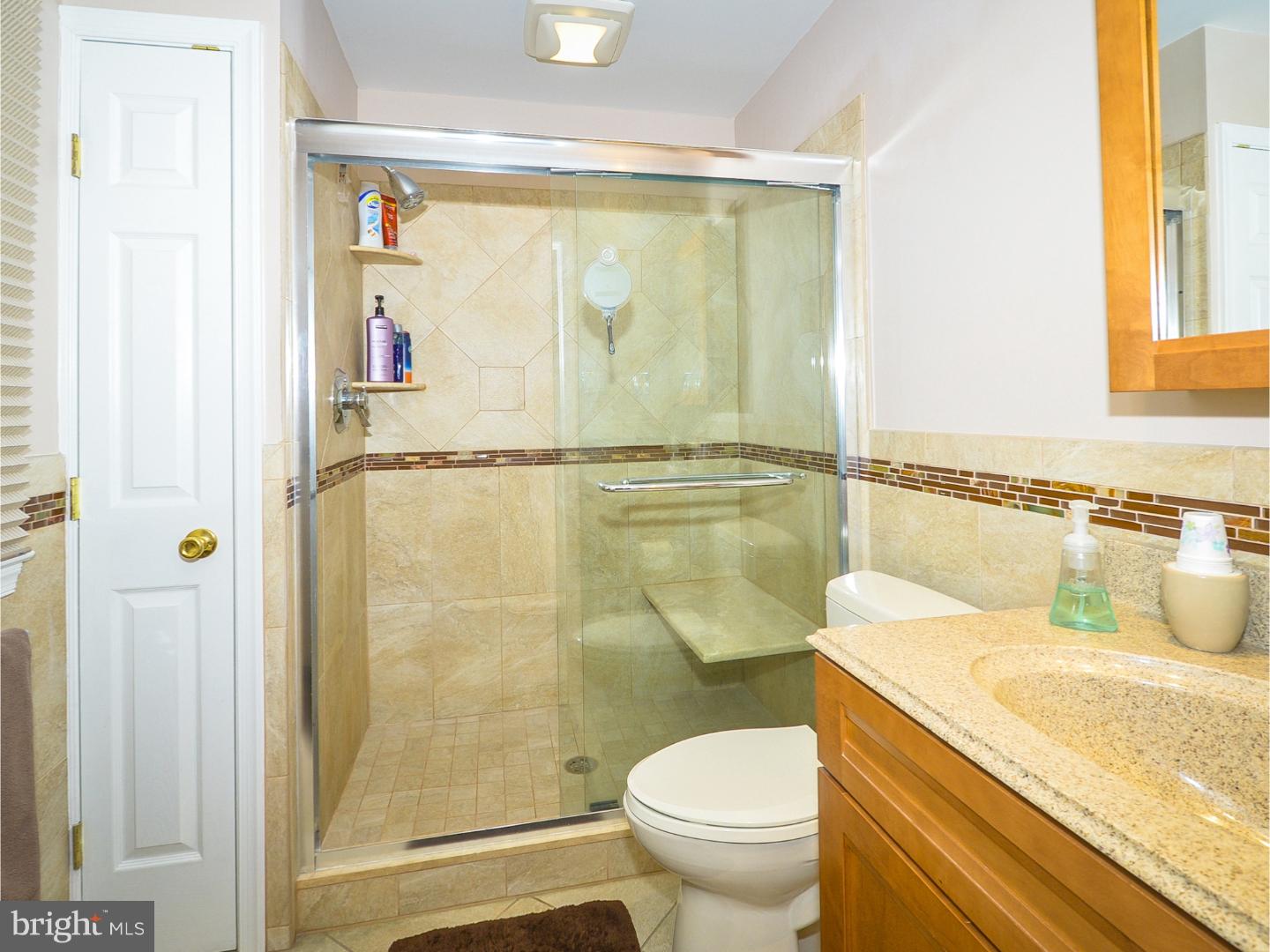 6240 Brockton Road Hatboro, PA 19040 - Photo 15 of 25 Master Bathroom