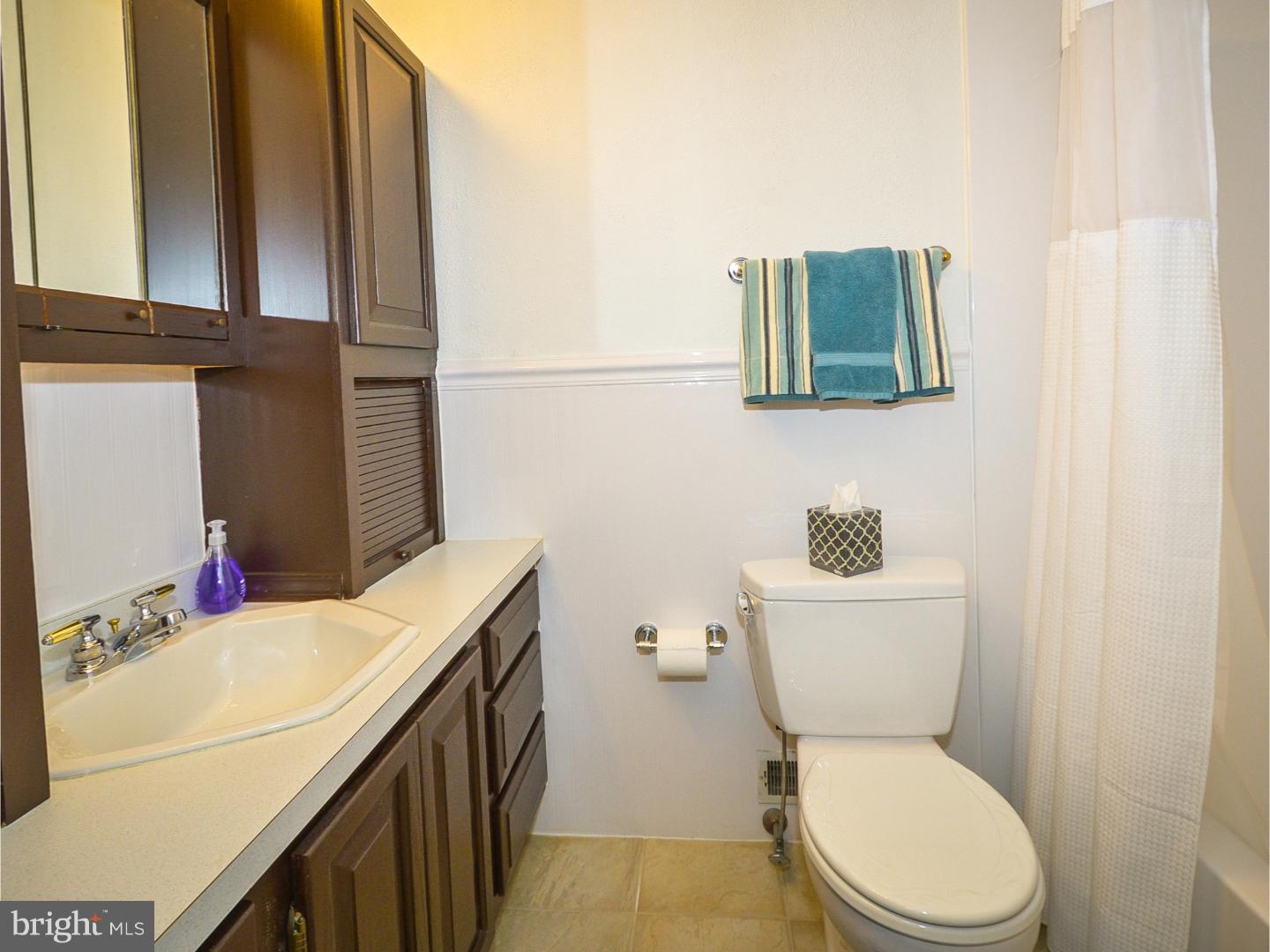 6240 Brockton Road Hatboro, PA 19040 - Photo 19 of 25 Bathroom