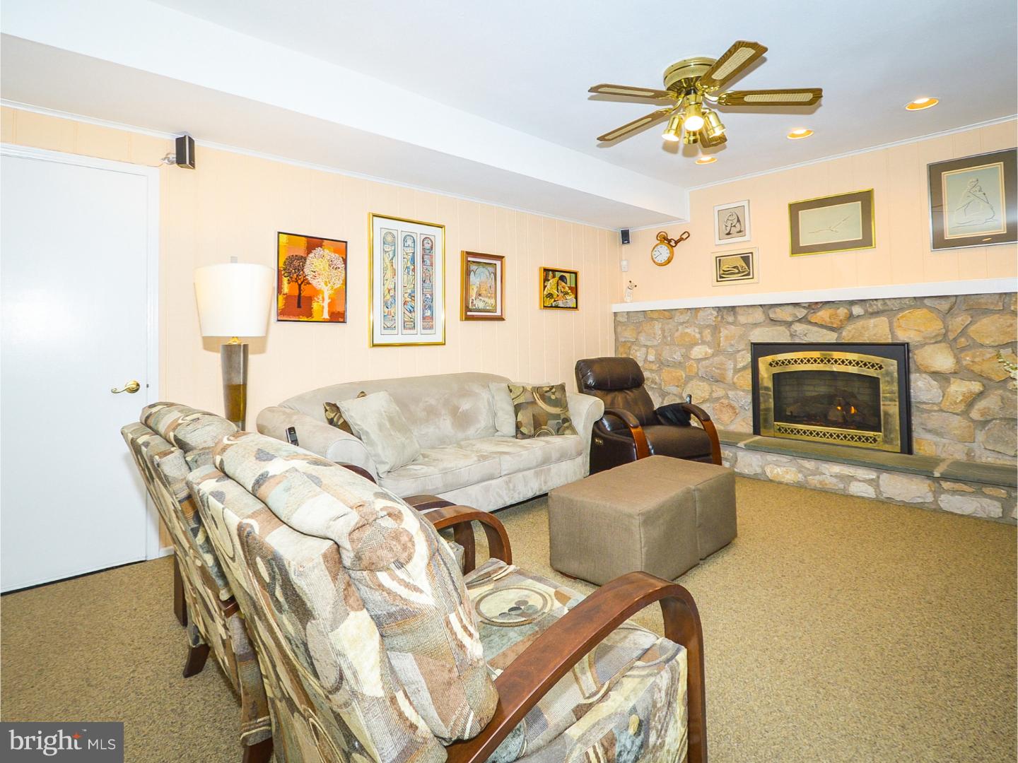 6240 Brockton Road Hatboro, PA 19040 - Photo 10 of 25 Fireplace