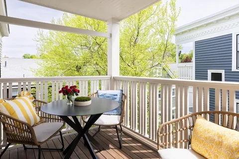 $1,200,000 | 47 Vassal Lane, Unit 3, Cambridge, MA 02138