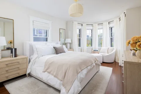 $1,200,000 | 47 Vassal Lane, Unit 3, Cambridge, MA 02138