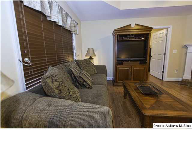 1271 Sugar Ridge Road Morris, AL 35116 - Photo 7 of 32