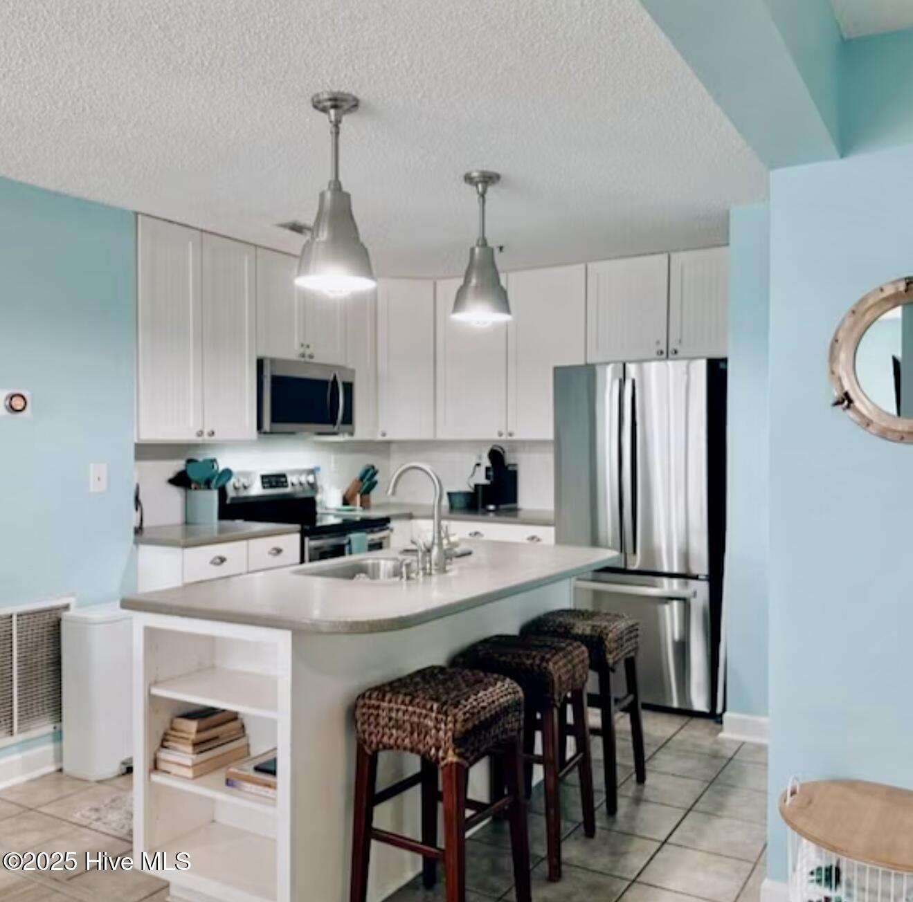 790 New River Inlet Road, Unit 118A North Topsail Beach, NC 28460 - Photo 2 of 29 IMG_2910