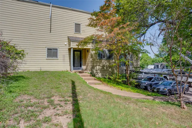 $2,700 | 2612 San Pedro Street, Unit 112, Austin, TX 78705