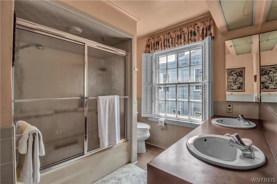 65 Tudor Place Buffalo, NY 14222 - Photo 34 of 48