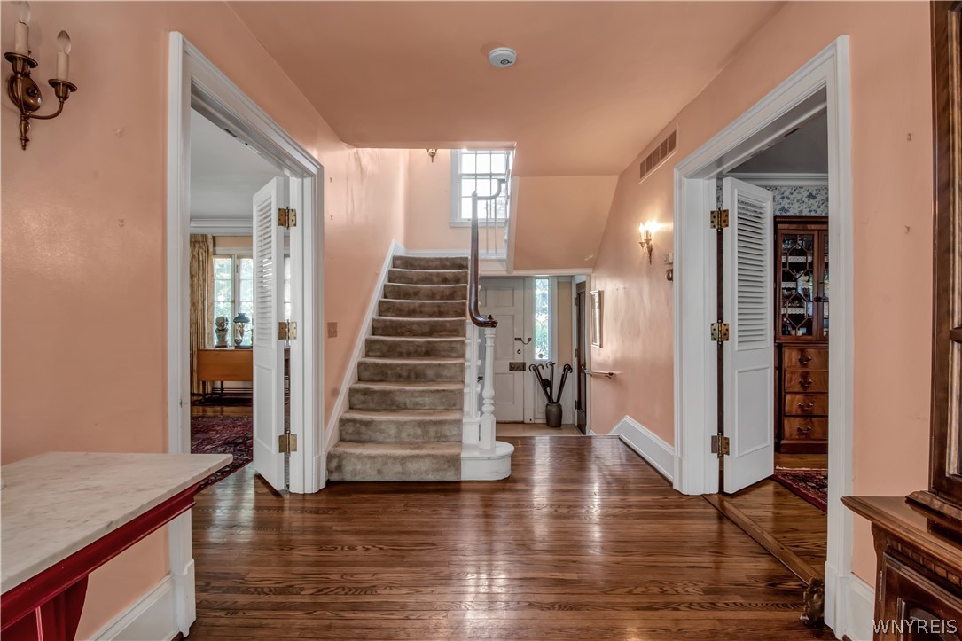 65 Tudor Place Buffalo, NY 14222 - Photo 7 of 48