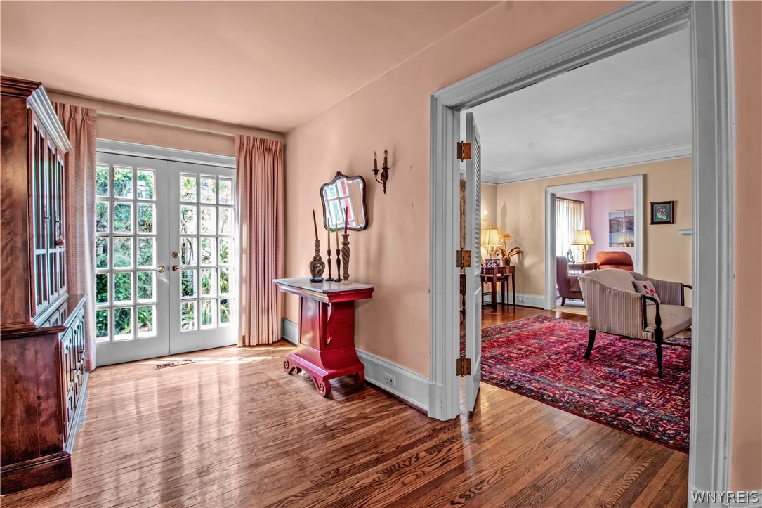 65 Tudor Place Buffalo, NY 14222 - Photo 8 of 48