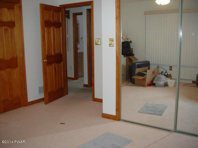 2575 Aberdeen Road Moscow, PA 18444 - Photo 16 of 27