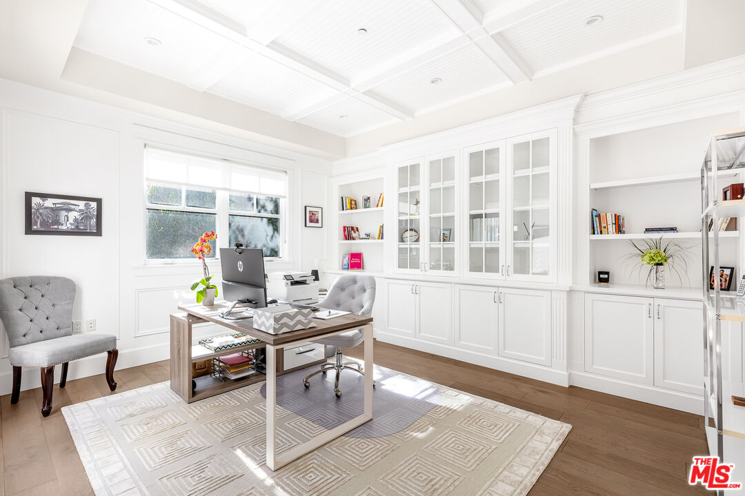 17524 Jayden Lane Encino, CA 91316 - Photo 18 of 52