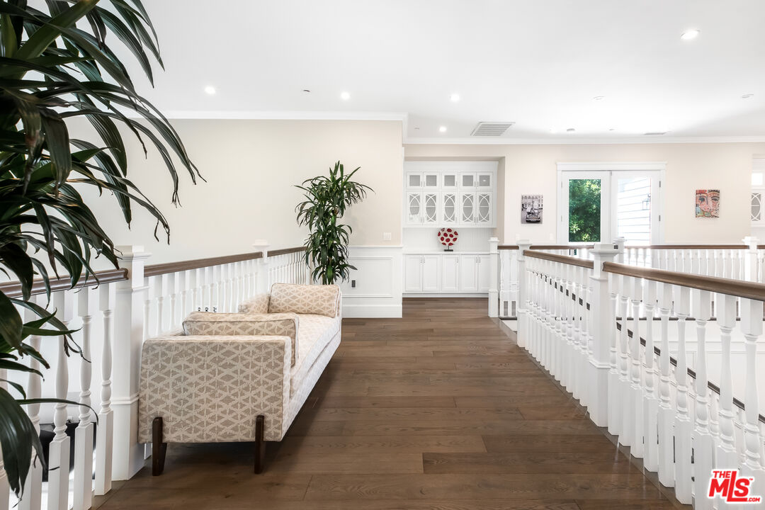 17524 Jayden Lane Encino, CA 91316 - Photo 28 of 52