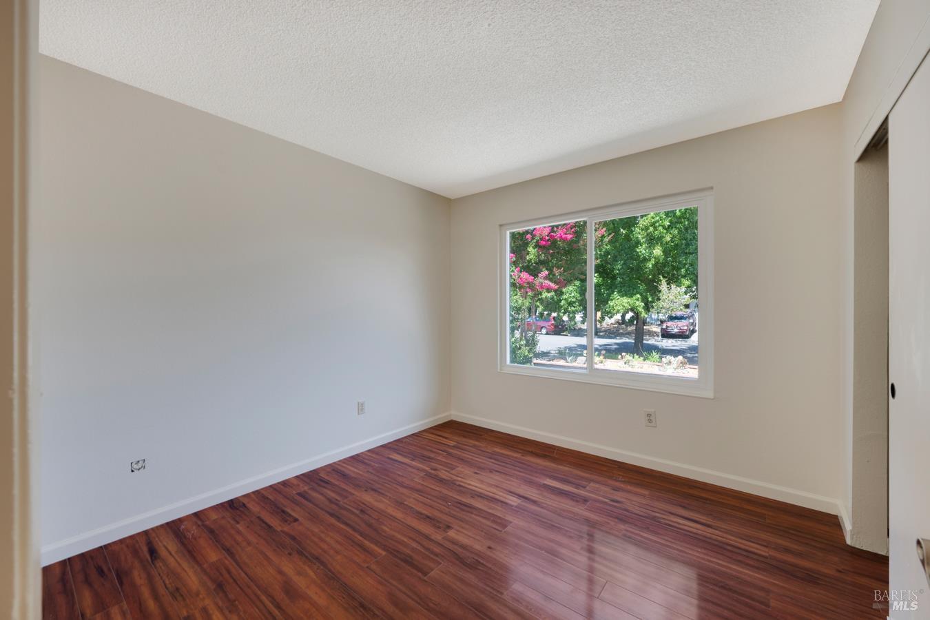 1824 Fenwick Place Santa Rosa, CA 95401 - Photo 7 of 24 Gallery Image 7