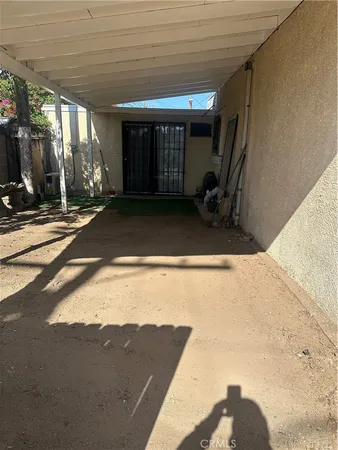 $2,100 | 8731 South Gramercy Place, Los Angeles, CA 90047