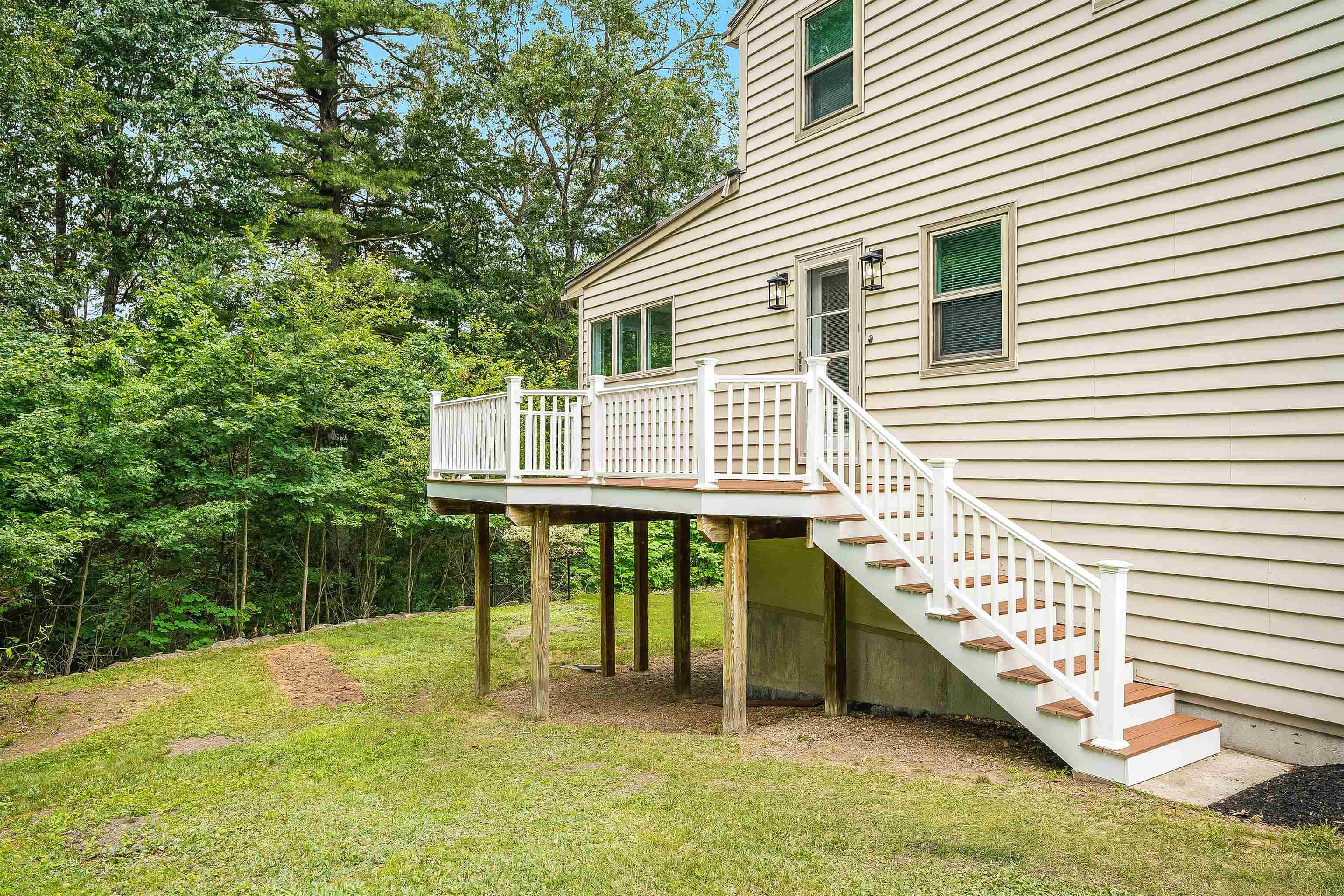 15 Rene Drive Nashua, NH 03062 - Photo 28 of 32