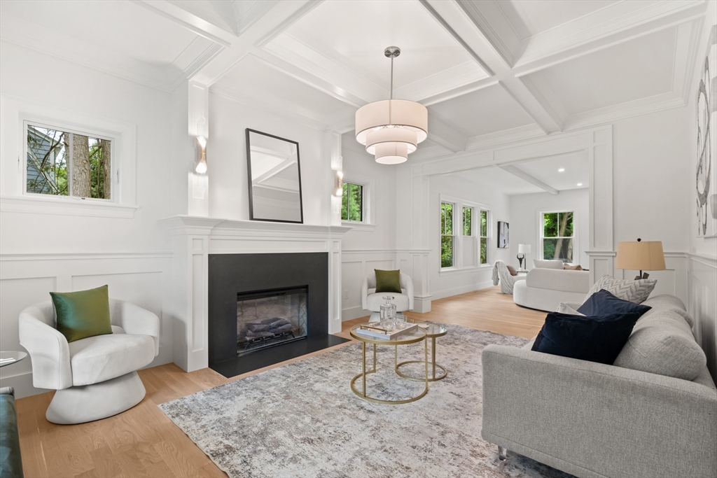 22 Priscilla Circle Wellesley, MA 02481 - Photo 5 of 38