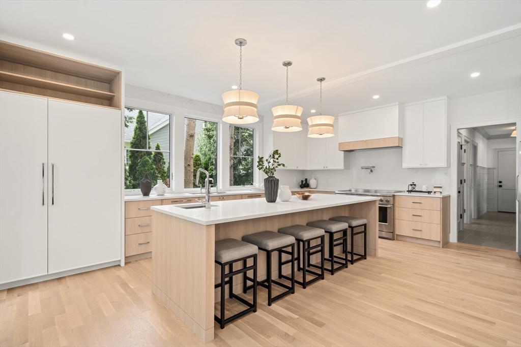 22 Priscilla Circle Wellesley, MA 02481 - Photo 7 of 38
