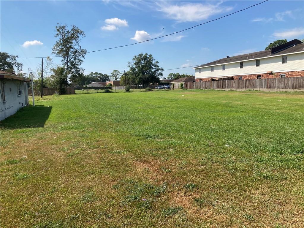 139 Friedrichs Road Gretna, LA 70056 - Photo 2 of 3