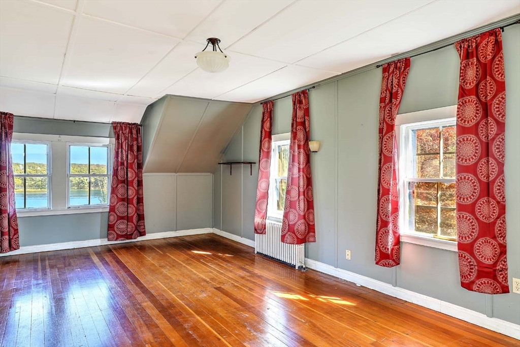 984 Drift Road Westport, MA 02790 - Photo 18 of 29 Gallery Image 18