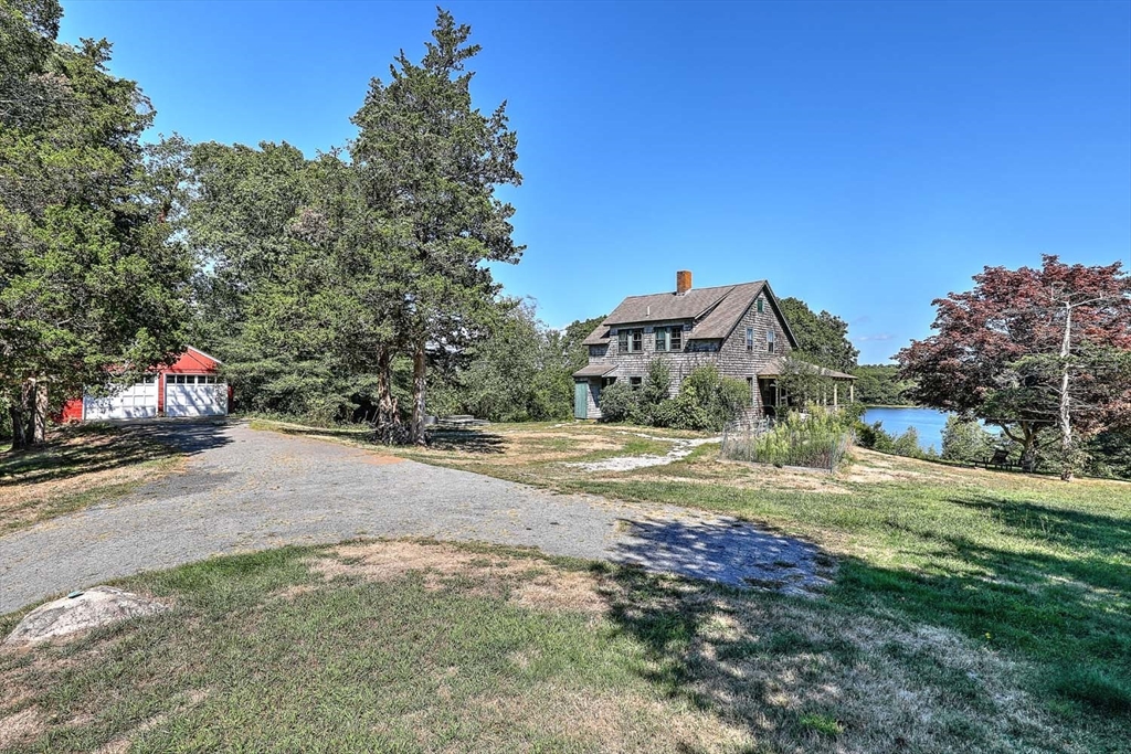 984 Drift Road Westport, MA 02790 - Photo 24 of 29 Gallery Image 24