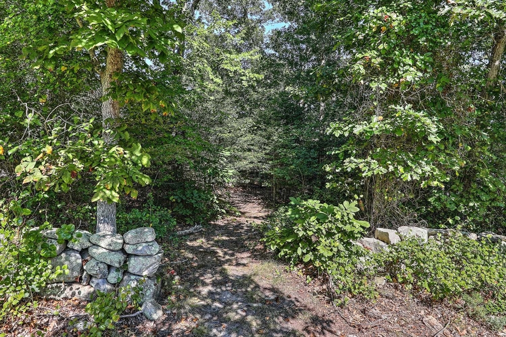 984 Drift Road Westport, MA 02790 - Photo 26 of 29 Gallery Image 26