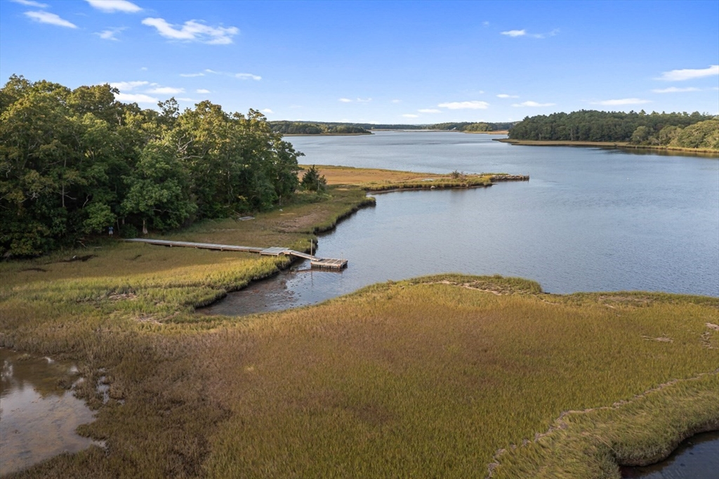 984 Drift Road Westport, MA 02790 - Photo 27 of 29 Gallery Image 27