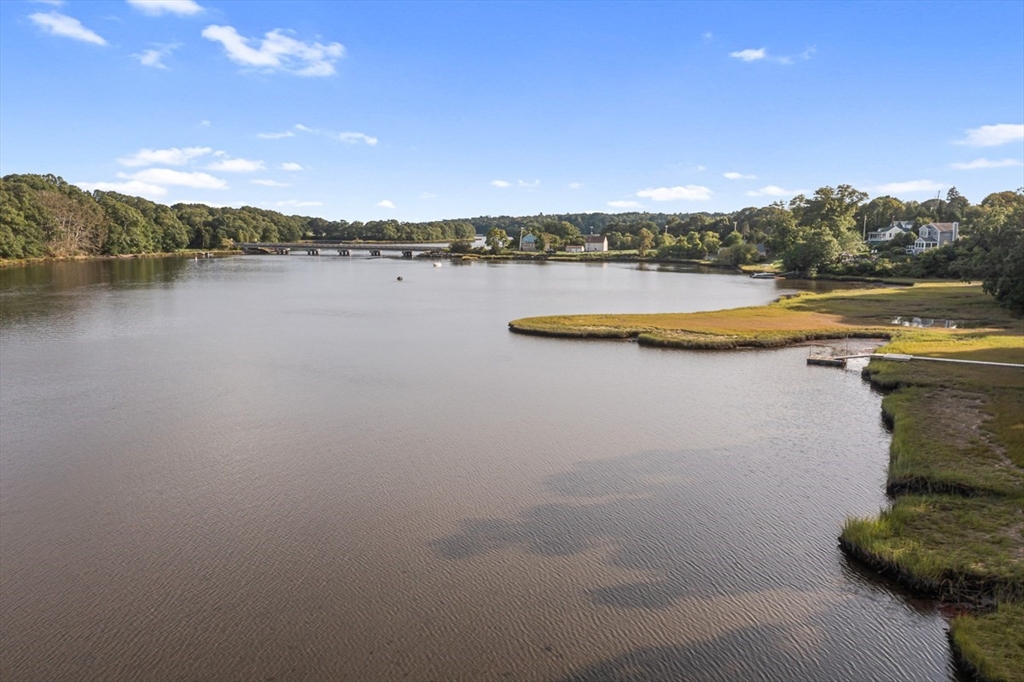 984 Drift Road Westport, MA 02790 - Photo 28 of 29 Gallery Image 28