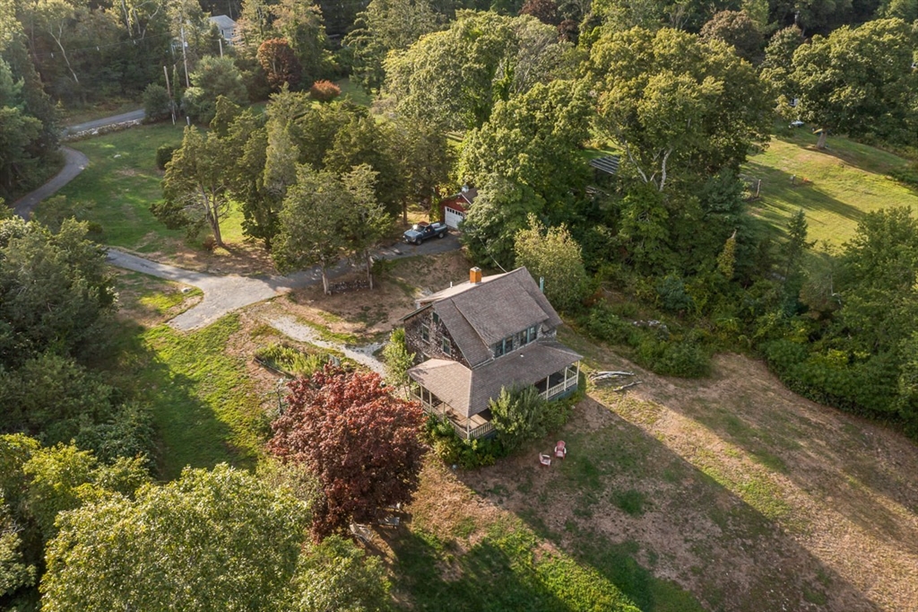 984 Drift Road Westport, MA 02790 - Photo 5 of 29 Gallery Image 5