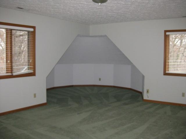 8835 Sargent Road Indianapolis, IN 46256 - Photo 9 of 11 Gallery Image 9
