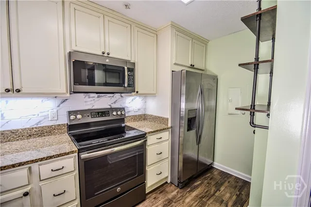 $242,500 | 5301 Walden Park Drive, Savannah, GA 31410